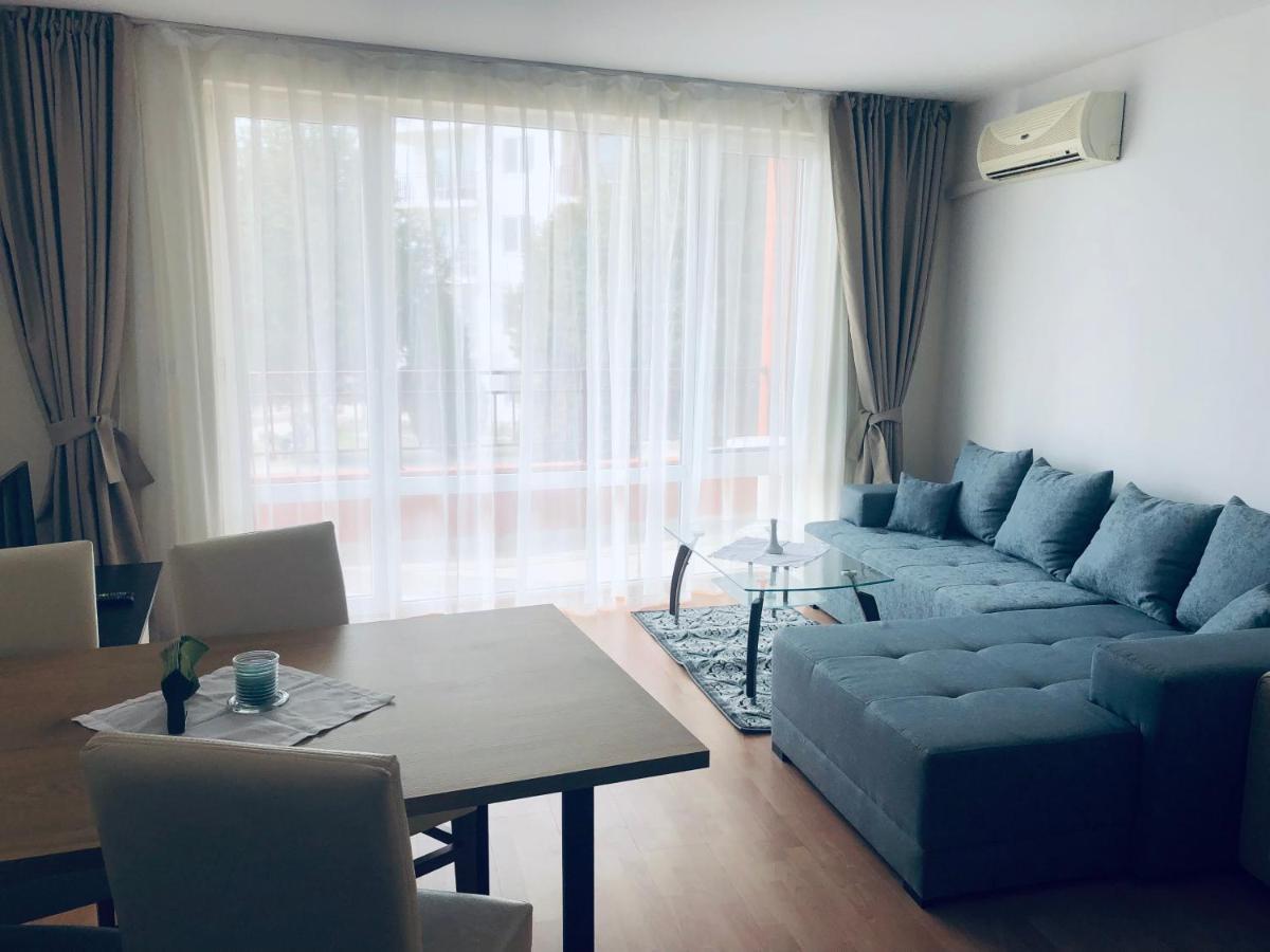 Beautiful Apartment Right By The Sea, Sveti Vlas Eksteriør bilde